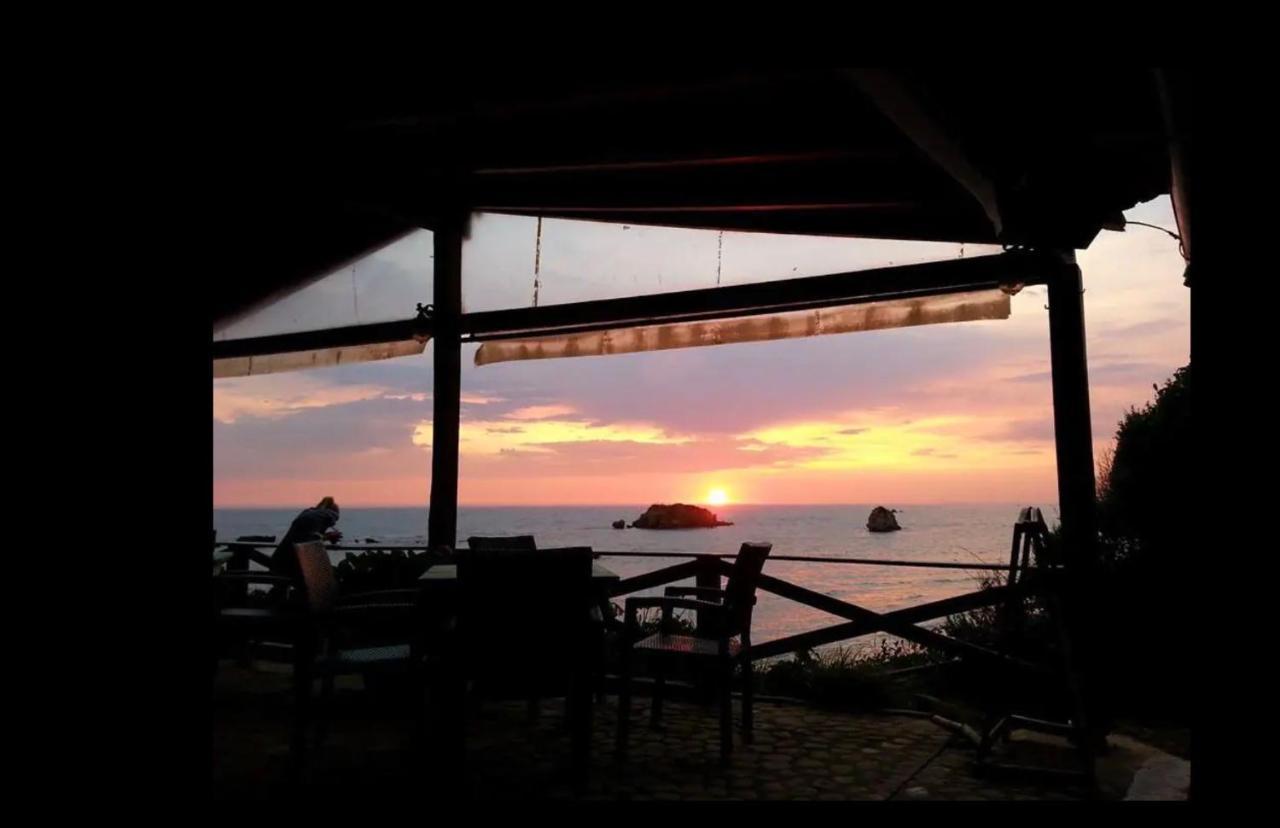 Stefanias Prasoudi Beach Agios Matthaios  Экстерьер фото